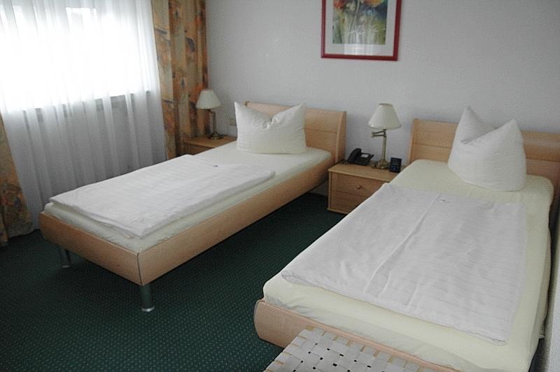 Langenhagen  Aalto Hotel מראה חיצוני תמונה